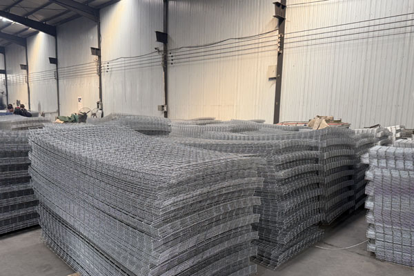Welded Gabion Mesh Panel Semi-Finished Stockpile
